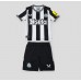 Newcastle United Replika Babykläder Hemma matchkläder barn 2023-24 Korta ärmar (+ Korta byxor)